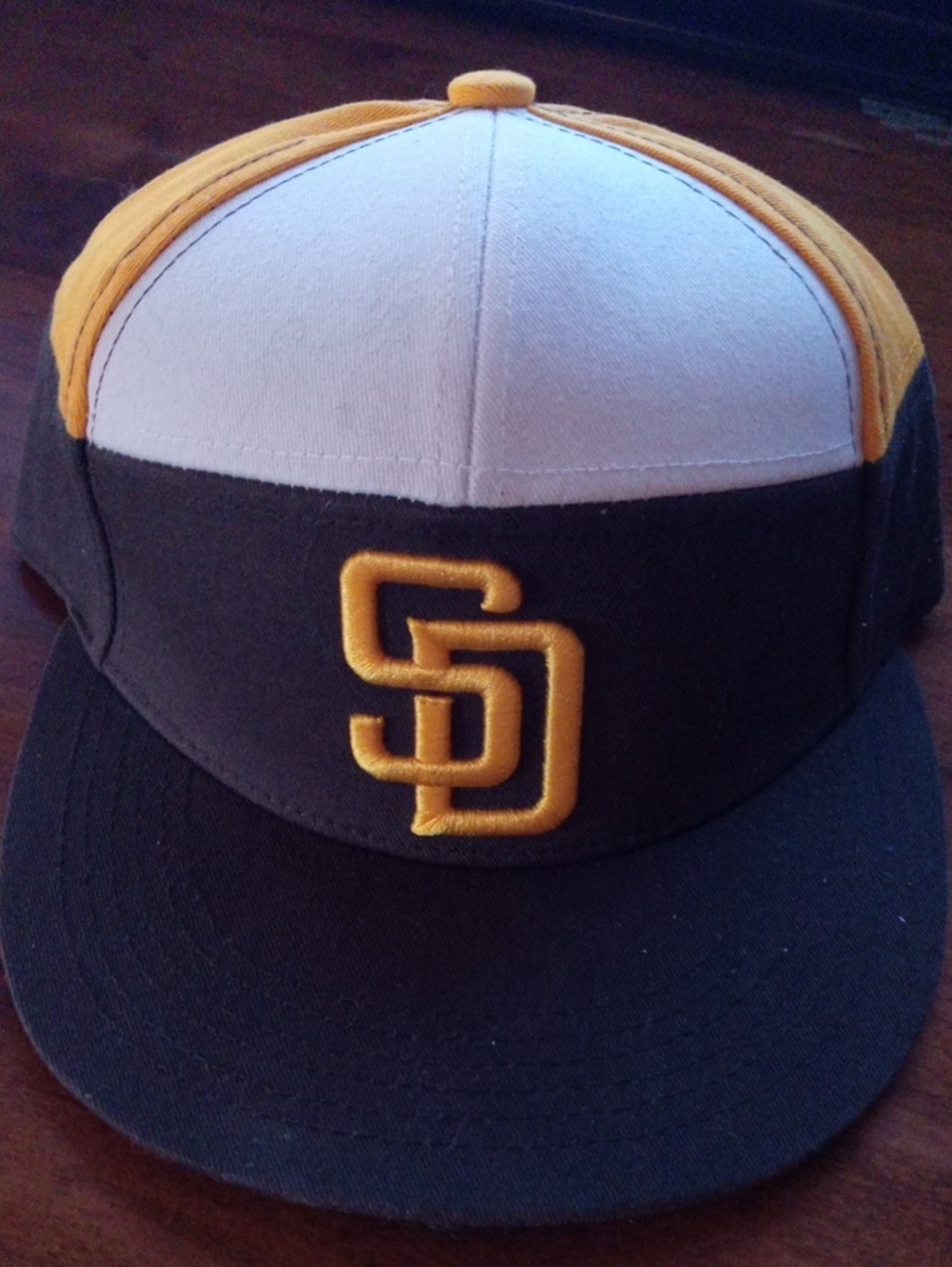 San Diego Padres Two-Tone Embroidered Logo Snapback Cap - White & Gold